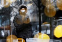 Введут ли в России локдаун в конце декабря 2021 года: мнение эпидемиологов о ситуации в стране