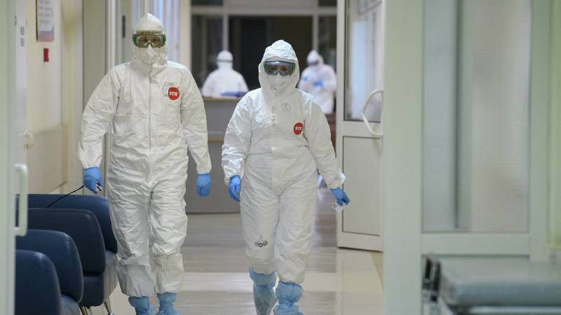 
Введут ли в России локдаун в конце декабря 2021 года: мнение эпидемиологов о ситуации в стране                