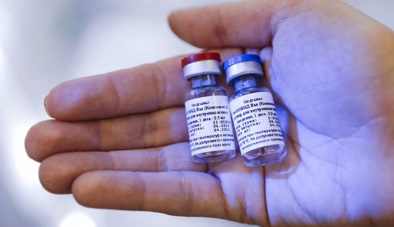 
Эксперты рассказали, когда ВОЗ может одобрить российскую вакцину                