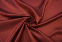 Подкладочная ткань: важный элемент одежды