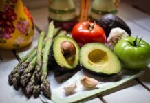 9 продуктов, которые помогают продлить жизнь