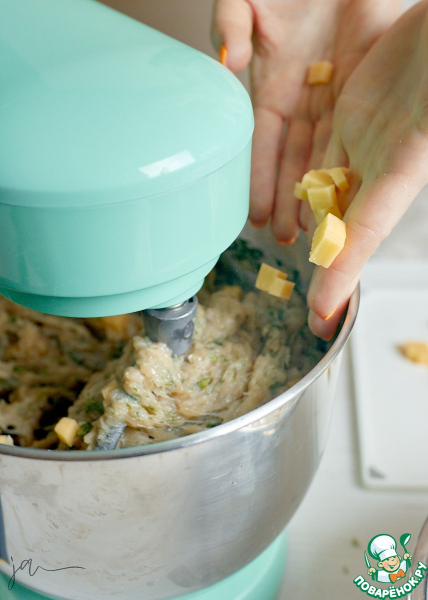 Куриные колбаски с сыром