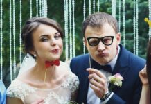 Фотобудка на свадьбу: правила выбора
