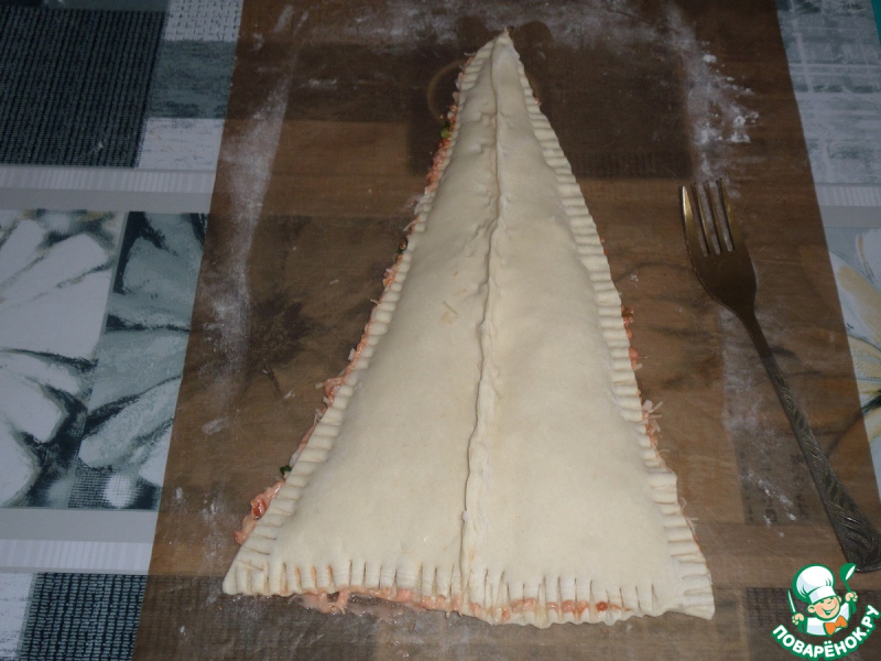 Пирог "Ёлочка" с ветчиной и сыром