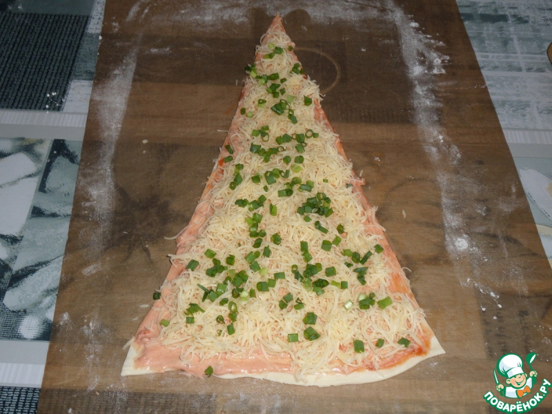 Пирог "Ёлочка" с ветчиной и сыром
