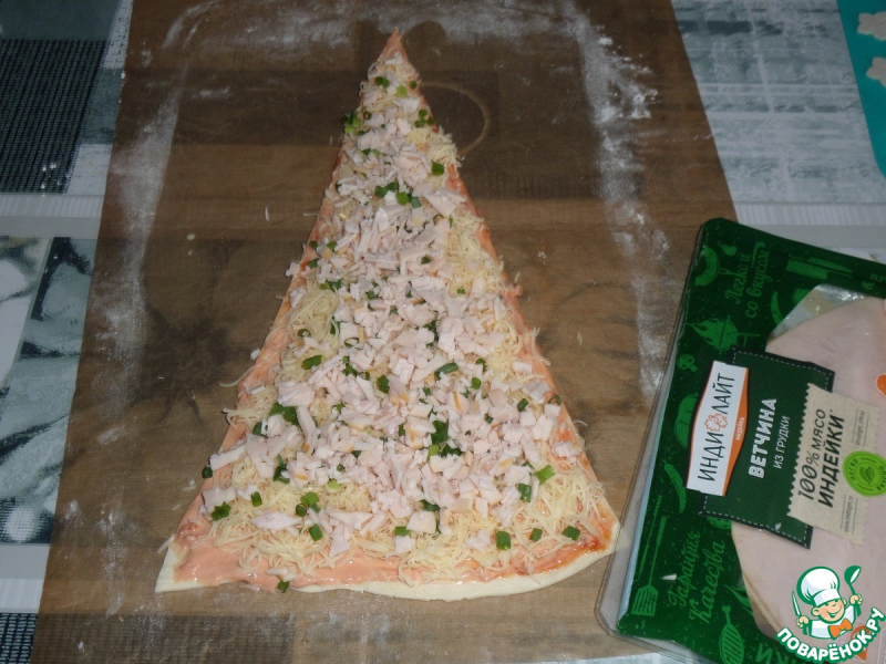 Пирог "Ёлочка" с ветчиной и сыром
