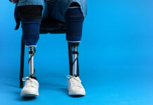 Уход за протезами: рекомендации, средства и периодичность обслуживания