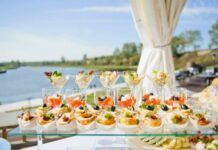 Кейтеринг на мероприятие: организация, преимущества и основные виды