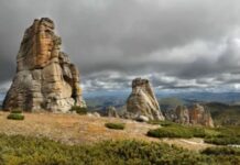 Тур в Забайкалье: открытие красоты природы и исторических памятников региона