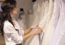 Как найти работу в свадебном салоне: советы и рекомендации