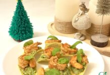 Канапе с авокадо и креветками