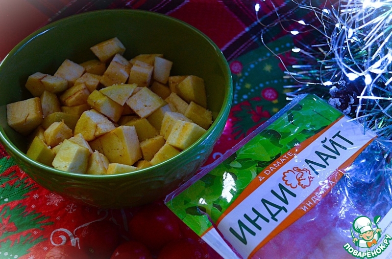 Салат с индейкой и хрустящими баклажанами