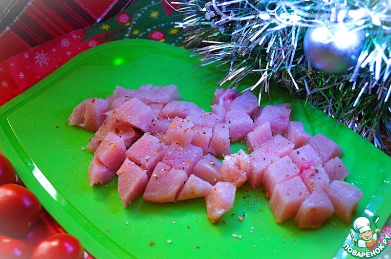 Салат с индейкой и хрустящими баклажанами