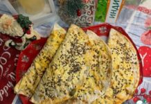 Совсем не чебуреки в лаваше