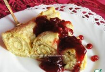 Блинчики с творогом, запеченные в сливках