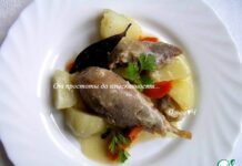 Индейка в сливочном соусе с овощами