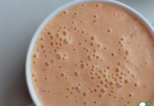 Клубнично-манговый смузи