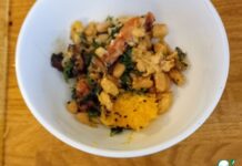 Салат из моркови, апельсина, кунжута, фасоли