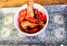 Курица, запеченная. в мисо-имбирном соусе