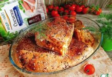 Дрожжевой пирог с капустой и сосисками