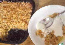 Крамбл из ревеня