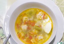 Овощной суп с кольраби и фрикадельками из индейки