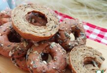 Свекольные бублики с семечками