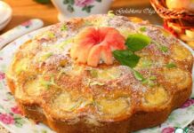 Пирог на кефире с персиками