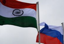 Россия и Индия ведут переговоры о безвизовом туризме, заявил посол