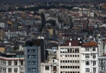 В Стамбуле снесут несколько известных отелей