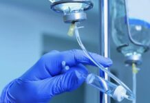 Когда необходима капельница от алкоголя: признаки и срочность вмешательства