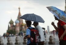 Чернышенко назвал число иностранных поездок в Россию в 2025 году