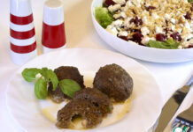 Фрикадельки с моцареллой в аэрогриле