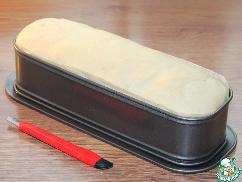 Белый хлеб домашней выпечки