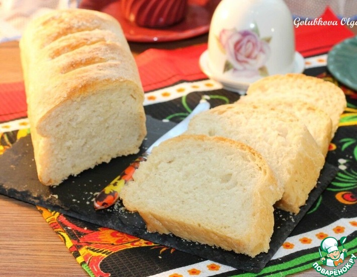 Белый хлеб домашней выпечки