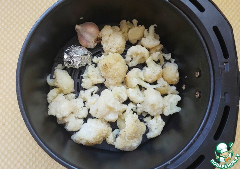 Цветная капуста с петрушкой и чесноком