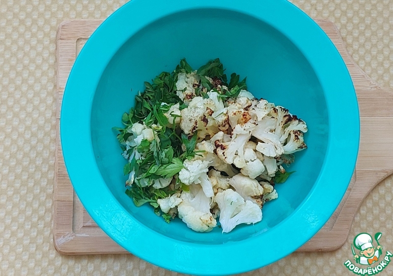 Цветная капуста с петрушкой и чесноком