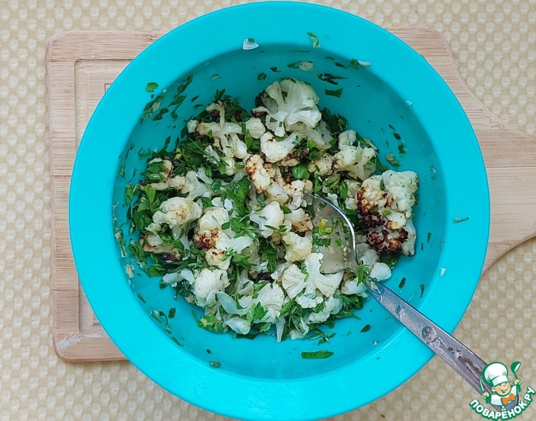 Цветная капуста с петрушкой и чесноком