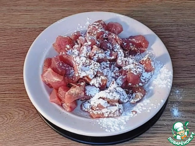 Индейка с грибами на овощной подушке