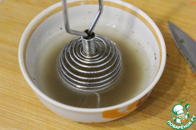 Капустно-морковный салат с яблоком