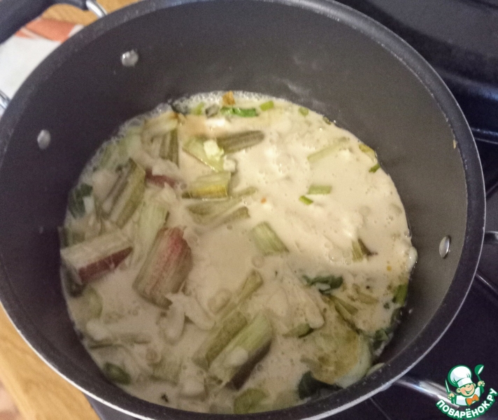 Креветки в ревенево-кокосовом самболе