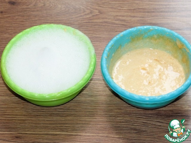 Куличи с брусничной помадкой