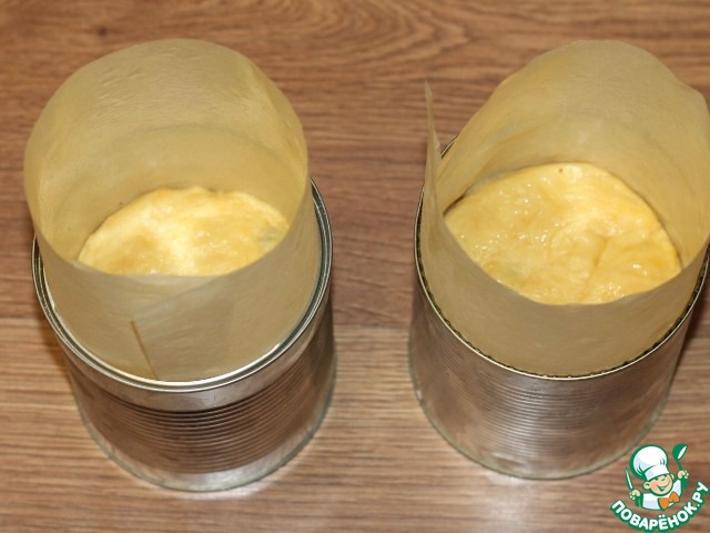 Куличи с брусничной помадкой