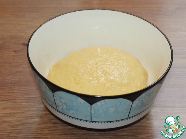 Куличи с брусничной помадкой