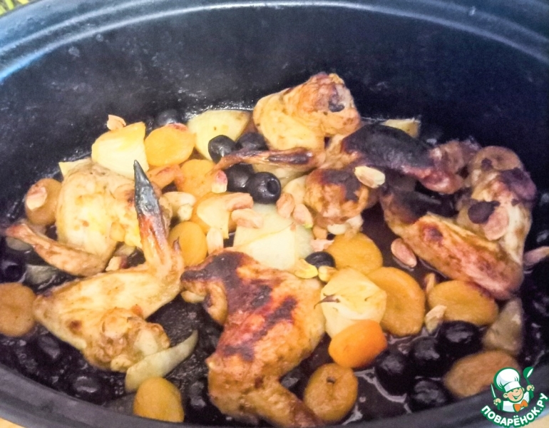 Курица, запеченная с хариссой и курагой