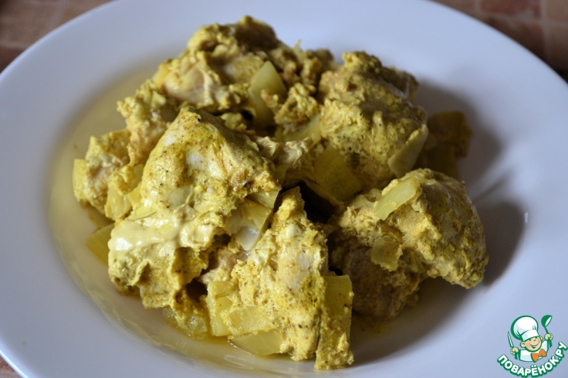 Куриное филе в соусе карри