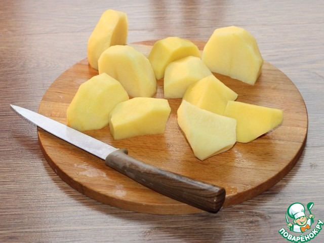 Минтай с зажаркой под соусом