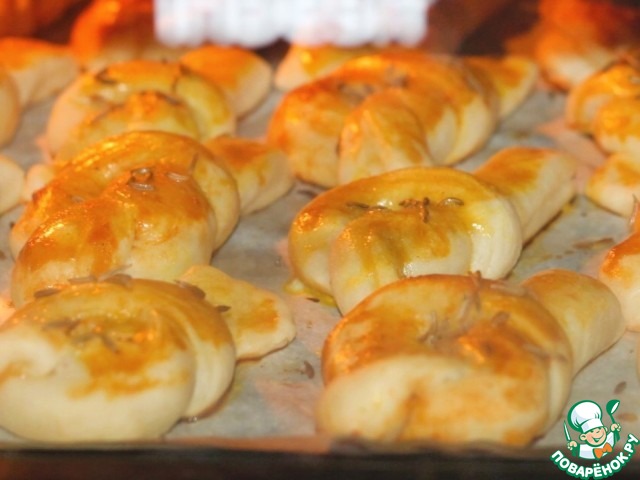 Морские узелки с чесночным маслом