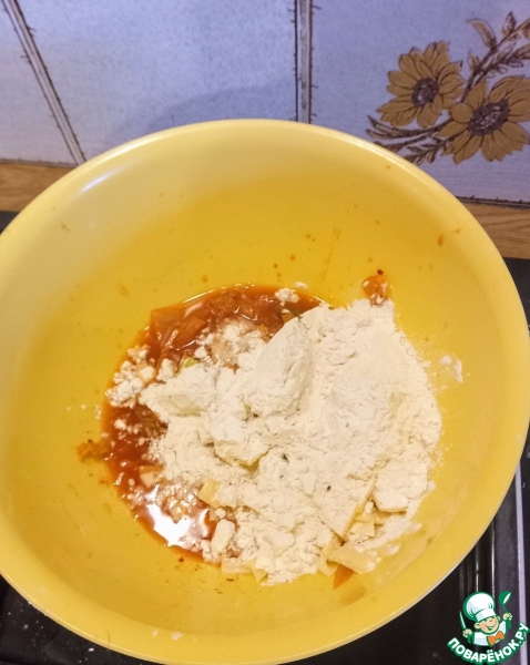 Окономияки с кимчи и чеддером