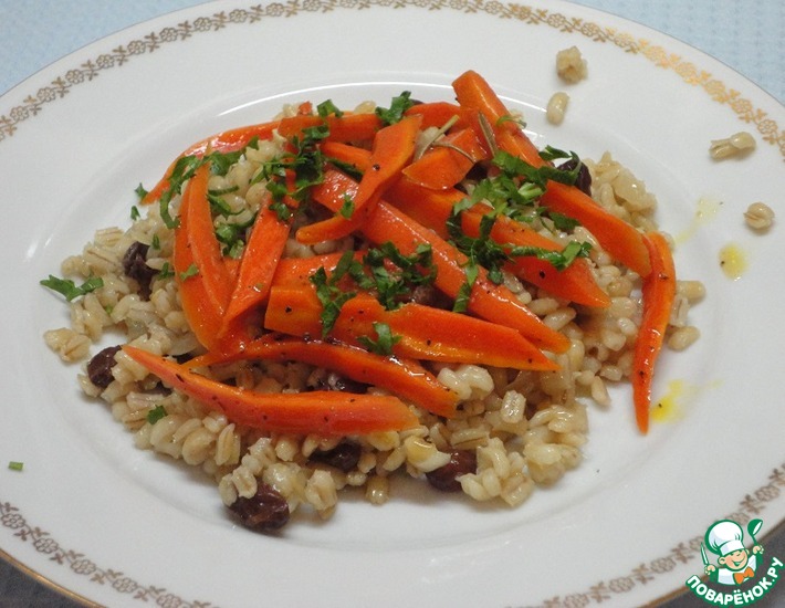 Пилав из перловки с глазированной морковью